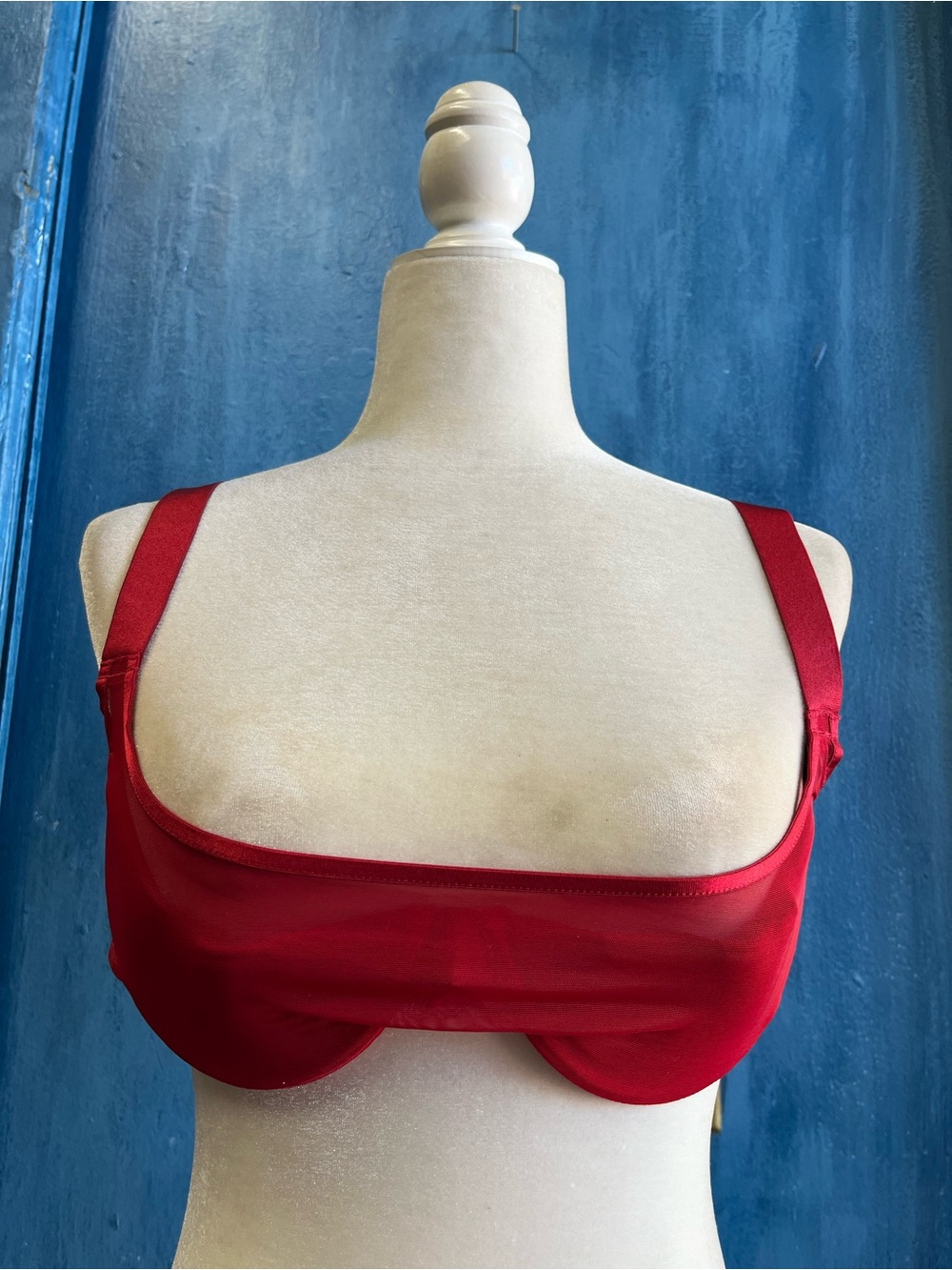 Red Underwire Scoop Bralette with Supportive Straps